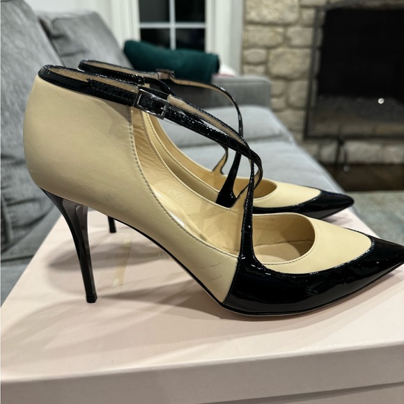 Jimmy Choo cream and patent leather heels size 41 - Picture 3 of 10
